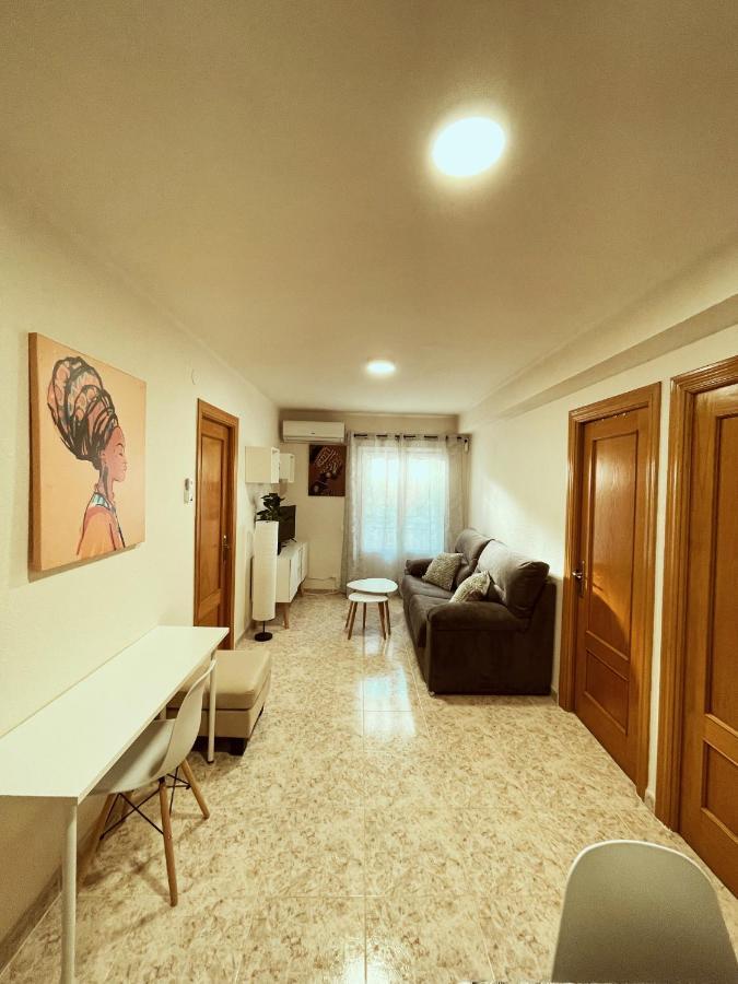 Apartamento Brisa Poniente Салоу Екстериор снимка